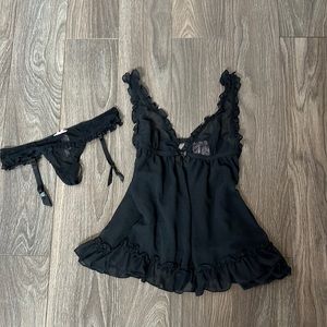 VS Sexy Little Things baby doll teddy w/ matching thing. SZ M. NWT